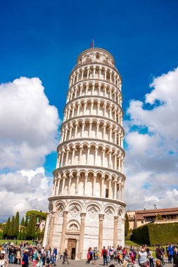 Pisa leaning tower