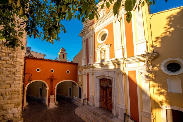 Churh in Antibes village — Stock Photo, Image