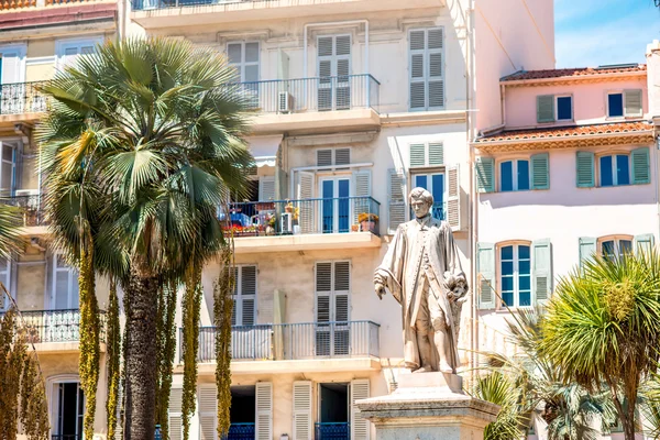 Lord Brougham statue in Cannes city — Stock Photo, Image