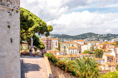 Cannes cityscape görünümü