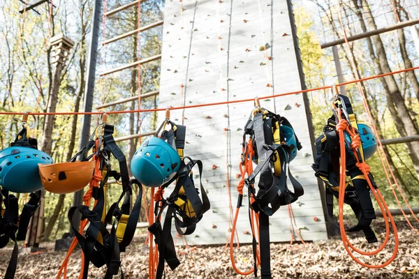 Kletterausrüstung im Freizeitpark — Stockfoto