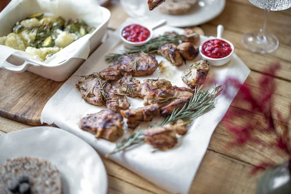 Cooked meat with rosemary and raspberry sauce — Stock Photo, Image