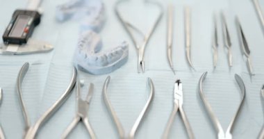 Ortodontik tedavi için diş aletleri