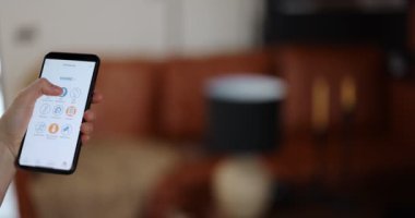 Akıllı bir telefonla ışığı kontrol etmek