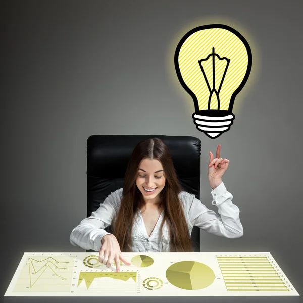 Businesswoman with great idea — Stock Photo, Image