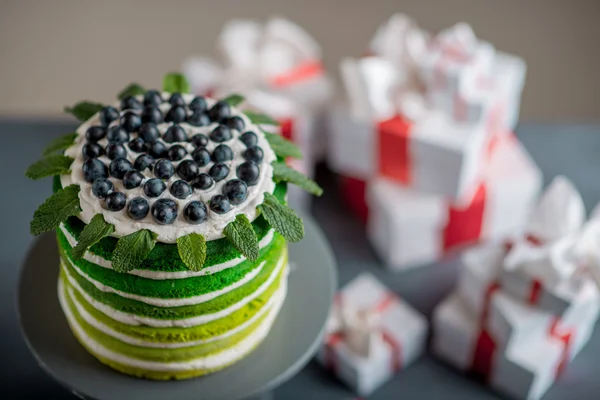 Joyeux gâteau d'anniversaire — Photo