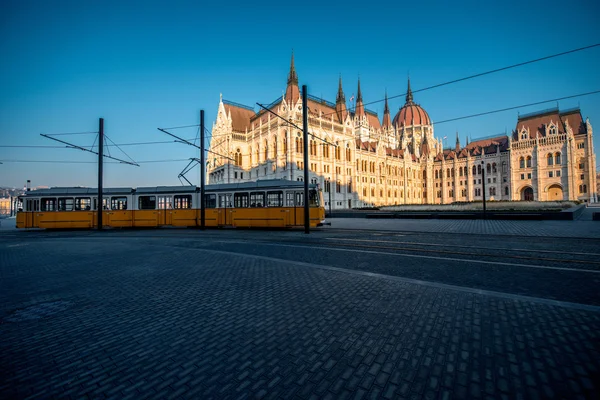 Hungarian parliament — Stock Photo, Image