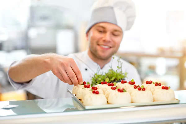 Pastelería con pasteles —  Fotos de Stock