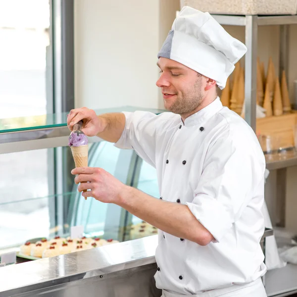 Ice cream seller — Stock Photo, Image