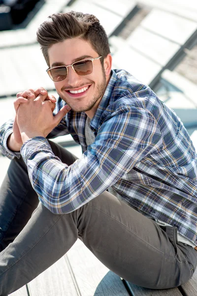 Portrait of a young handsome man outdoor — Stock Photo, Image