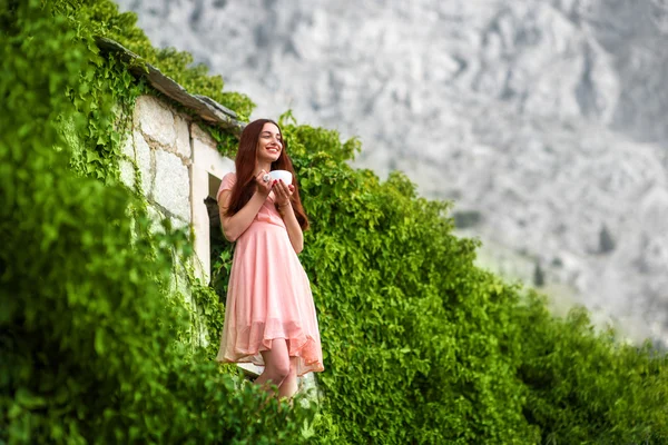 Mañana con café en la hermosa naturaleza —  Fotos de Stock