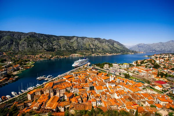 Città vecchia di Kotor — Foto Stock