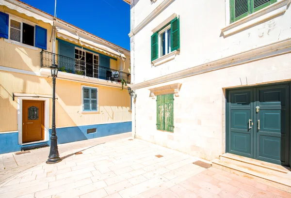 Street view with colorful old houses in Greece — Stock Photo, Image