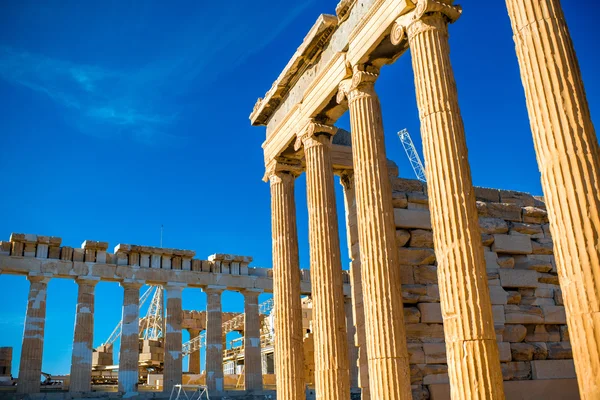 Erechtheum temple in Acropolis — Stock Photo, Image