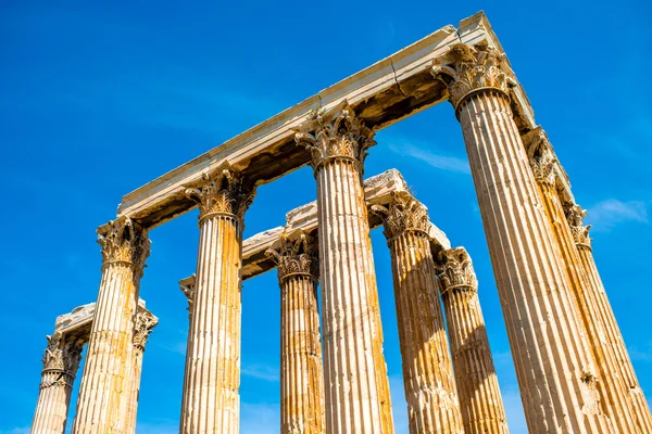 Zeus temple ruins in Athens — Stock Photo, Image