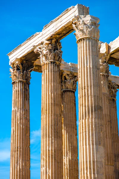 Corinthian columns of Zeus temple in Greece — Stock Photo, Image