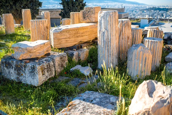 Fragmentos arquitectónicos de ruinas de la Acrópolis — Foto de Stock