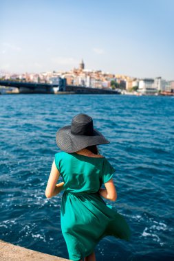 Istanbul'da Boğaziçi'kadın Gezgin