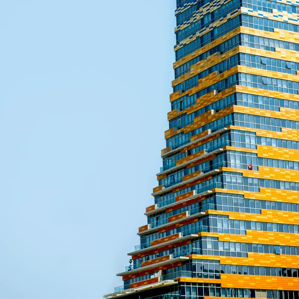 Moderna bostäder fasad — Stockfoto