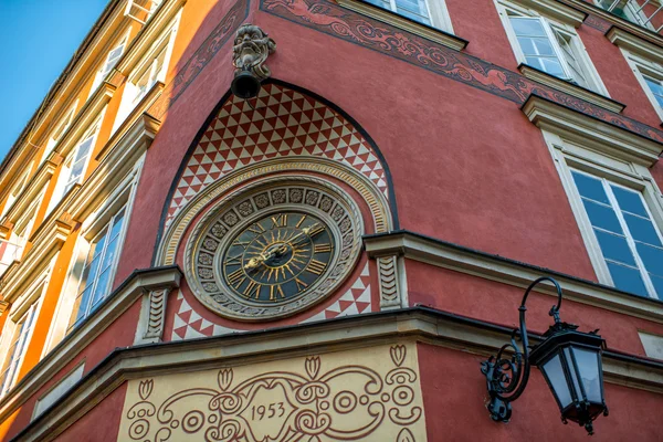 Alte Stadtuhr in Warschau — Stockfoto