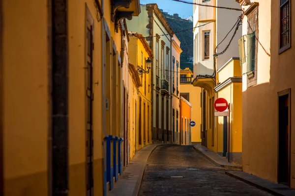Straatmening in Santa Maria de Guia stad — Stockfoto
