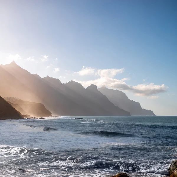 Linea costiera vicino al villaggio Tagana sull'isola di Tenerife — Foto Stock