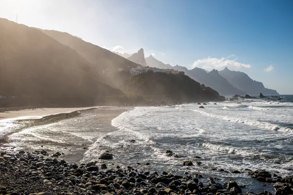 Linea costiera vicino al villaggio Tagana sull'isola di Tenerife — Foto Stock