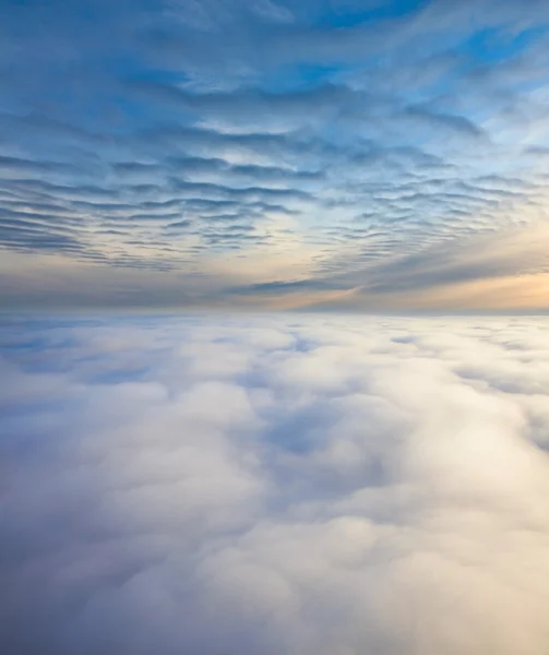 Tramonto nuvoloso, vista dall'alto — Foto Stock