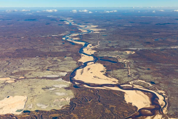 Tundra river in autumn, top view — Stock Photo, Image