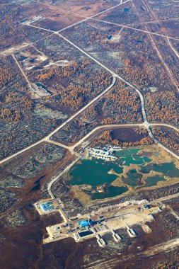 gaz veya petrol sahası Tundra, üstten görünüm