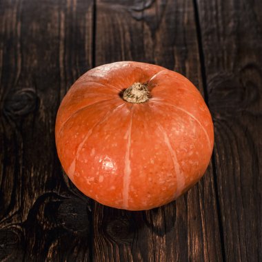 Kabak ile sığ derinlik-in tarla