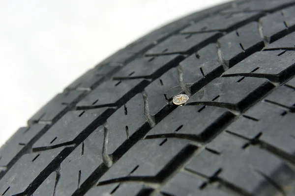 Screw prick Tire — Stock Photo, Image