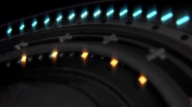 Alfa kanalı ile dönen metal diskin soyut 3d görüntüleyicisi