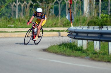 Kuantan - Haziran 1: 1 Haziran 2014 yılında Kuantan, Pahang, Malezya üzerinde Kuantan160 sırasında eylem kimliği belirsiz bisikletçiler. Kuantan şehir etrafında bir kar amacı gütmeyen, yarış 160 km Bisiklete binmek Kuantan160 olduğunu.