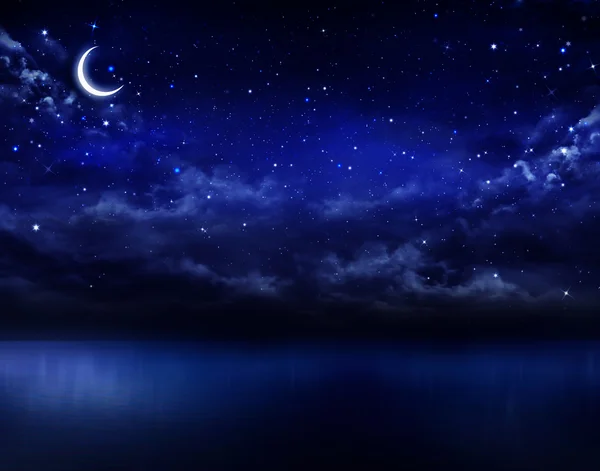 Beautiful night sky in the open sea — Stock Photo, Image