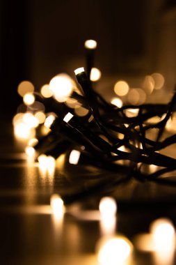 Kutlama ve dekorasyon için el fenerlerini kapatın..