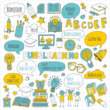 Dil Okulu doğrusal doodle simgeler defter kağıt üzerinde