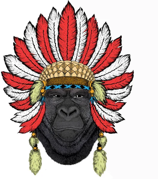 Gorilla fej. Vektor illusztráció. Vadállat portré. Indián fejdíszt viselő állat. Törzsi illusztráció — Stock Vector