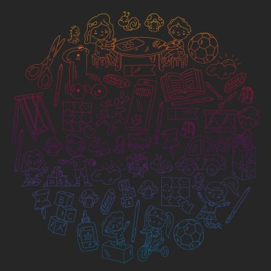 Çocuklar anaokulunda oyuncaklarla oynarlar. Çocuk parkı. Eğitim, yaratıcılık, hayal gücü.