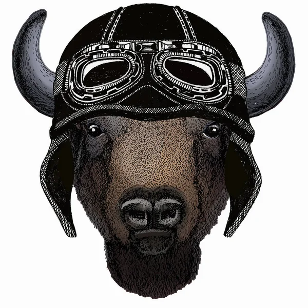 Cabeza de bisonte vectorial. Retrato de toro, búfalo. Casco motero Vintage. — Vector de stock