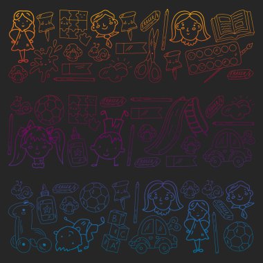 Küçük çocuklar ve oyuncaklarla anaokulu modeli. Yaratıcılık ve hayal gücü.