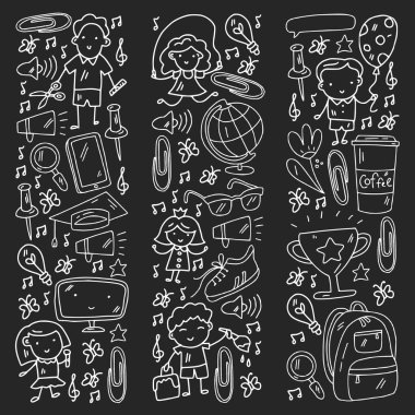 Okul simgeleriyle vektör deseni. E-öğrenme, online eğitim.