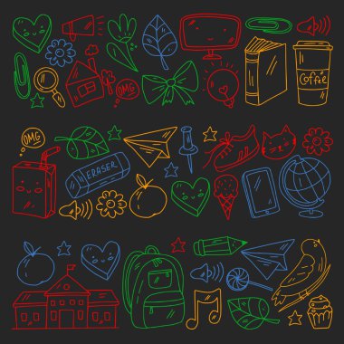 Okul simgeleriyle vektör deseni. E-öğrenme, online eğitim.