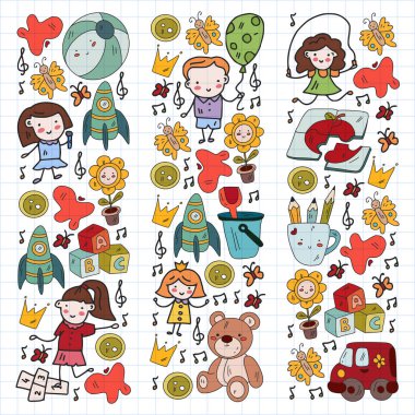 Küçük çocuklar ve oyuncaklarla anaokulu modeli. Yaratıcılık ve hayal gücü.