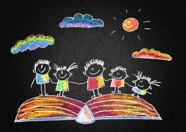 Bambini felici con libro — Foto Stock