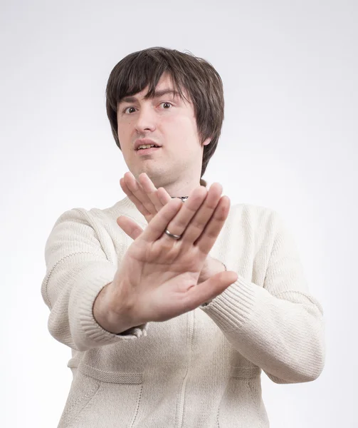 Junger Mann drückt Emotionen aus — Stockfoto