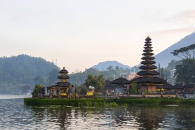 Pura Ulun Danu Bratan 