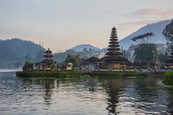 Pura Ulun Danu Bratan — Fotografia de Stock