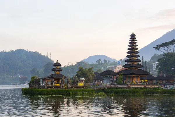 Pura Ulun Danu Bratan — Stockfoto