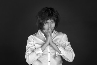 Akıllı kadın portresi